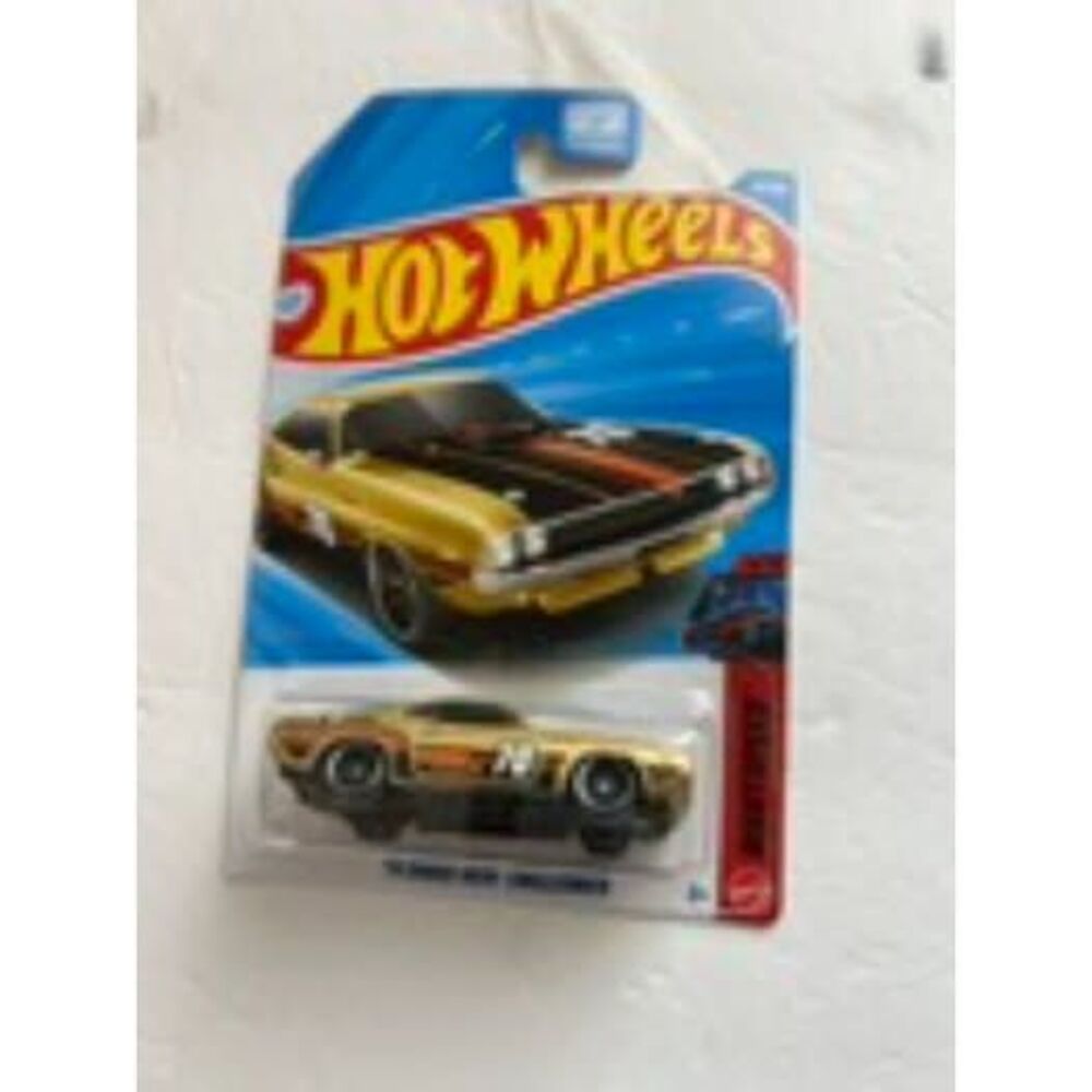Hot Wheels 1970 Dodge Hemi Challenger NightSpeed New 2026